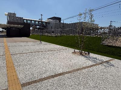 南側屋外交流広場