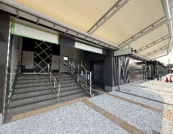 北側新駅舎入り口